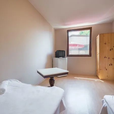 컨트리하우스 Стаи За Гости Аякс Guest Rooms Ajax